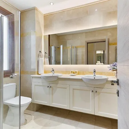 4 Bedroom Galinios With Large Private Pool, Aphrodite Hills *
