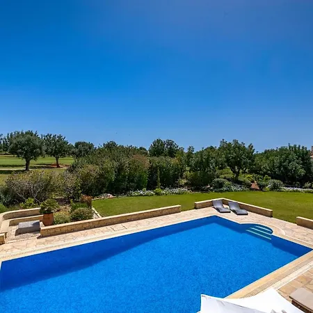 4 Bedroom Galinios With Large Private Pool, Aphrodite Hills Villa