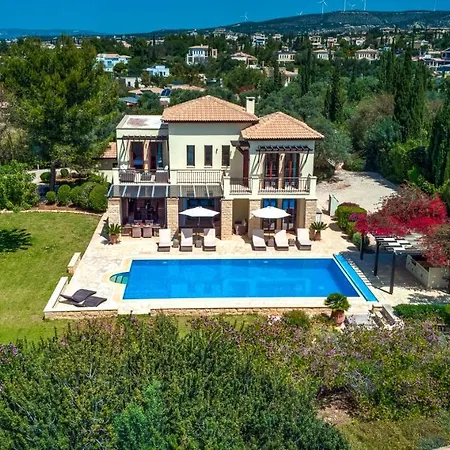 Villa 4 Bedroom Galinios With Large Private Pool, Aphrodite Hills *