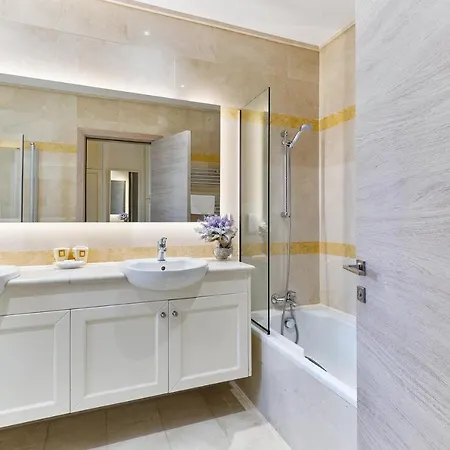 Villa 4 Bedroom Galinios With Large Private Pool, Aphrodite Hills *